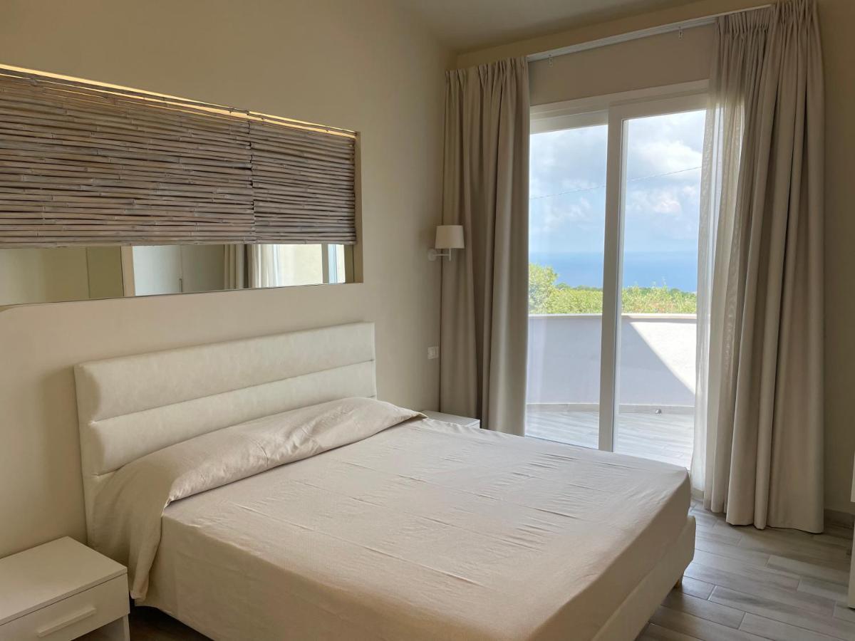 Borgo San Cosmo Tropea Bed & Breakfast Brattiro Exterior photo